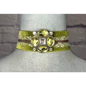 Handmade Olive Green Velvet Choker with Lace and Upcycled Vintage Brooch